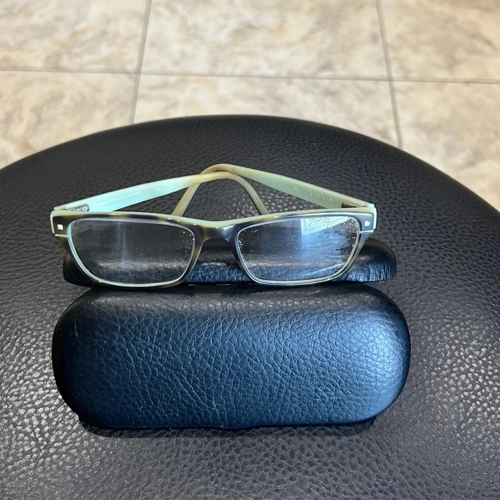 Scott Harris “frames” - Picture 1 of 8